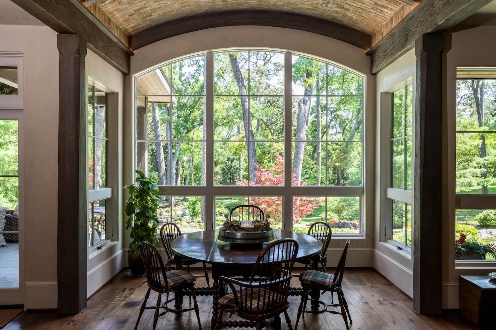 8588210419DouglasElliman.jpg