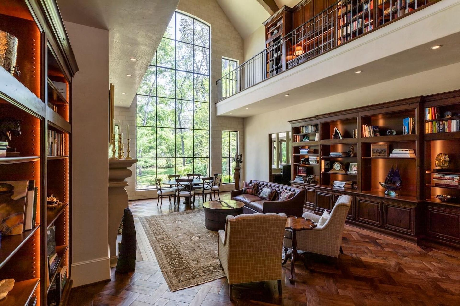 8608210419DouglasElliman.jpg