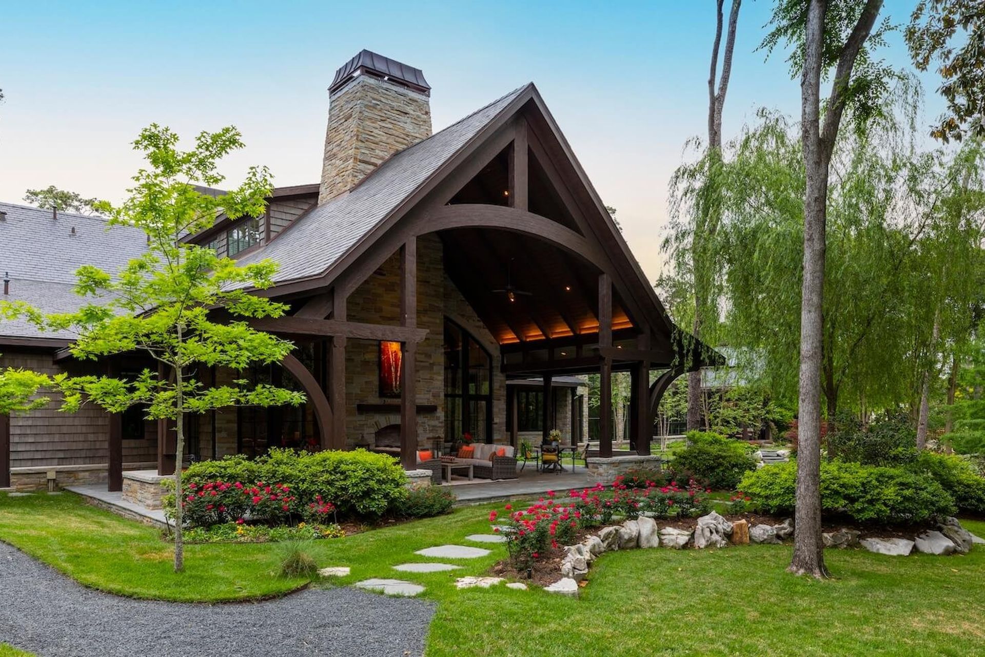 8697210419DouglasElliman.jpg