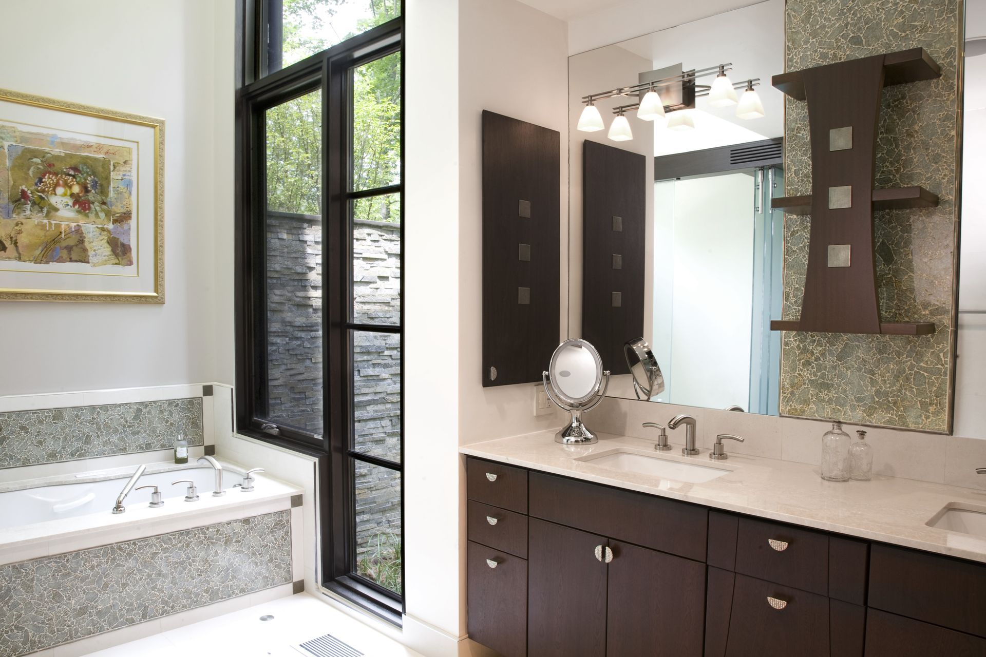 9-Koondel-Bathroom-w-Tub.jpeg