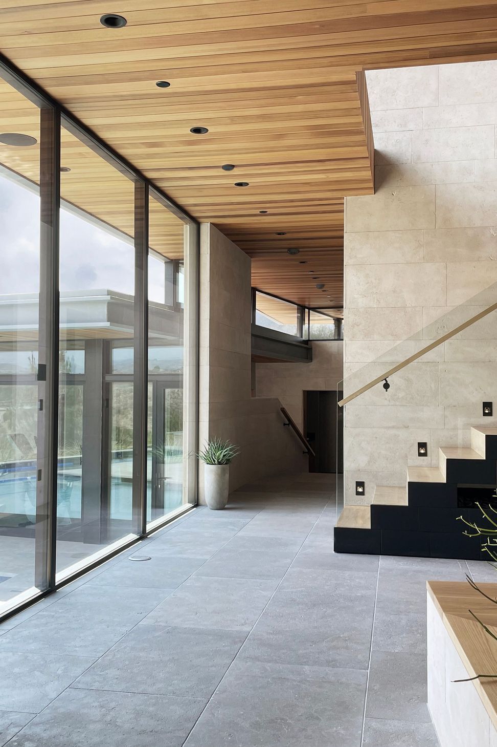 AO-HOUSEENTRY-STAIR10.jpg
