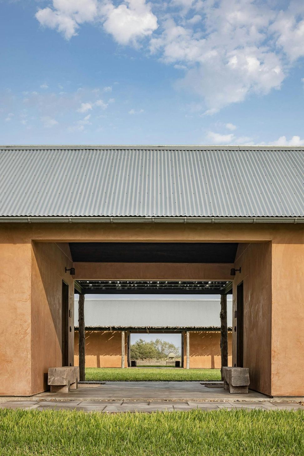 AWA-ElizitaRanch-exteriors-0052022-10-27-184316.jpg
