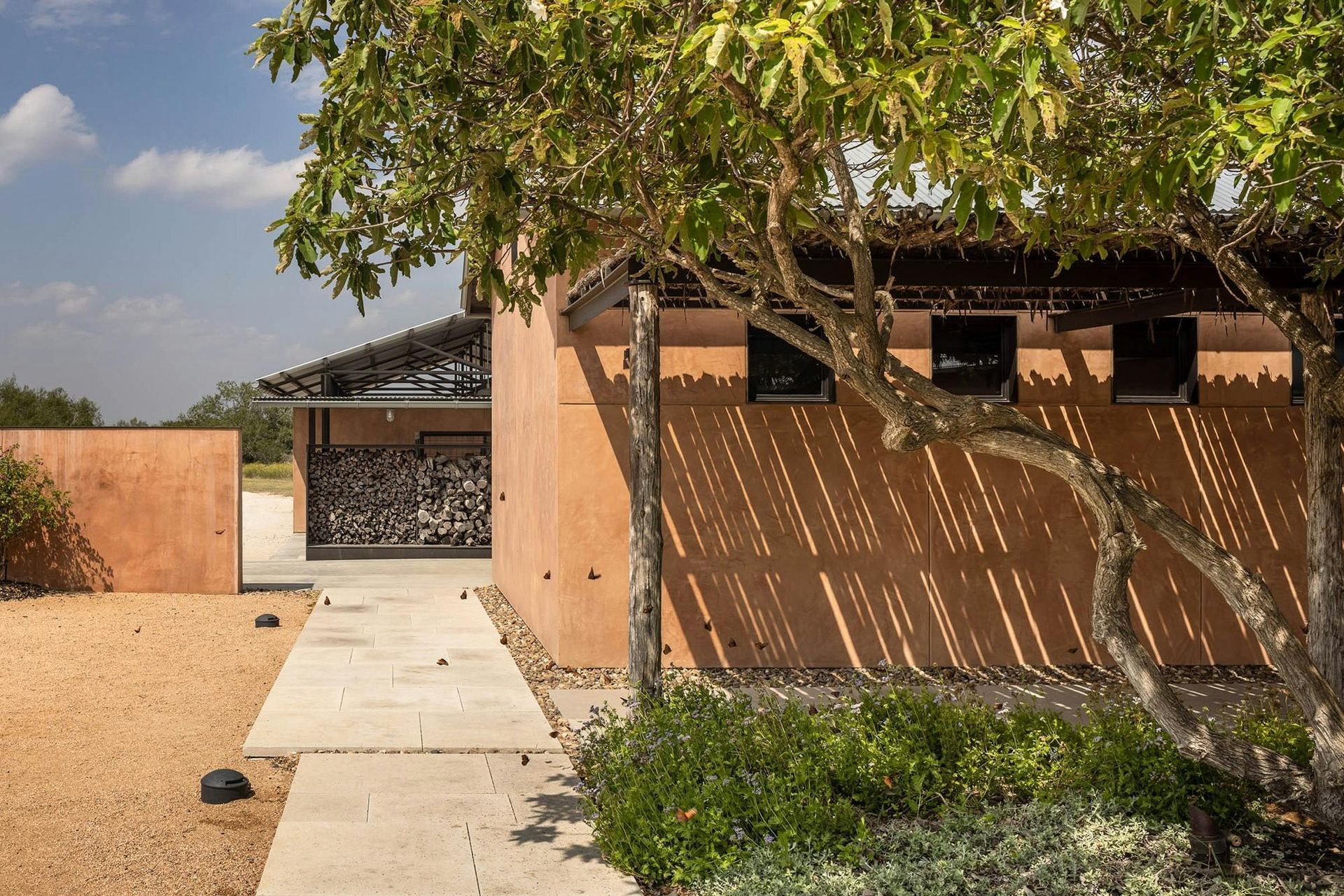 AWA-ElizitaRanch-exteriors-0252022-10-27-193712.jpg