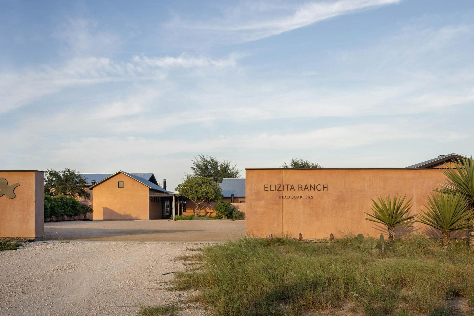AWA-ElizitaRanch-exteriors-0312022-11-28-220225eemi.jpg