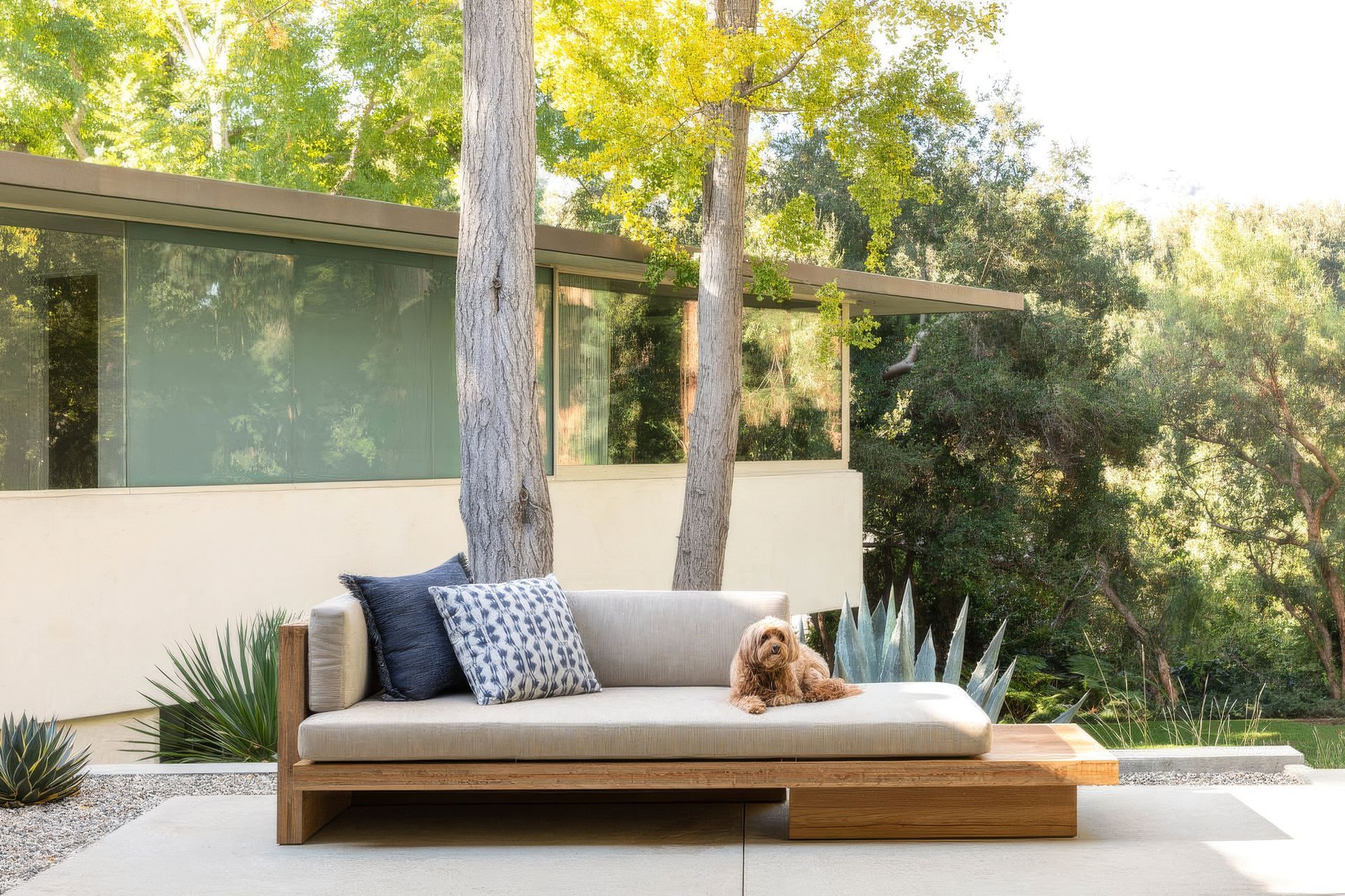 AssembledgeDobkinBench0034-EditR-1024x667-upscaled-by-Replicate.jpg
