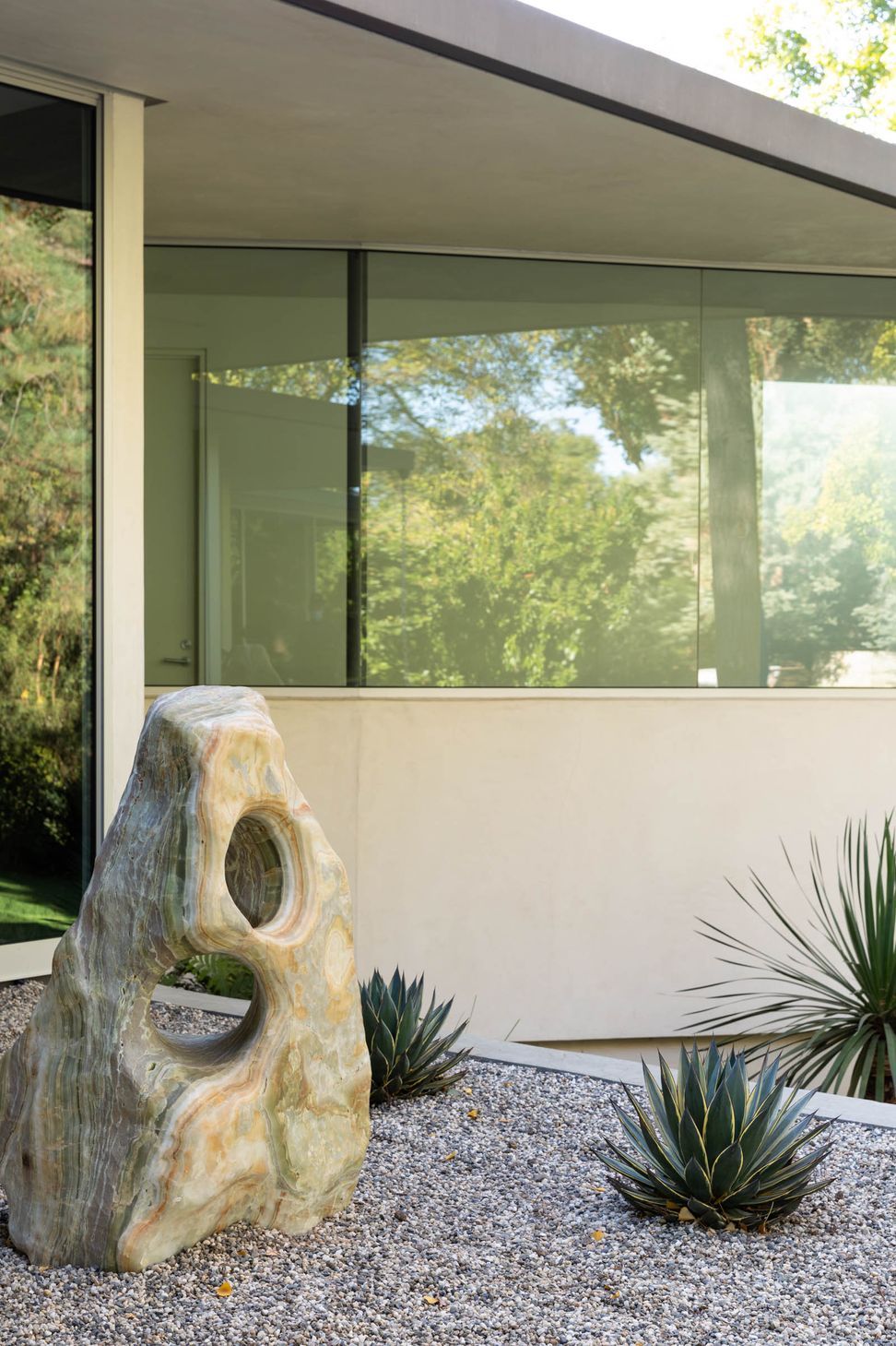 AssembledgeDobkinRockDetail20012-Edit.jpg