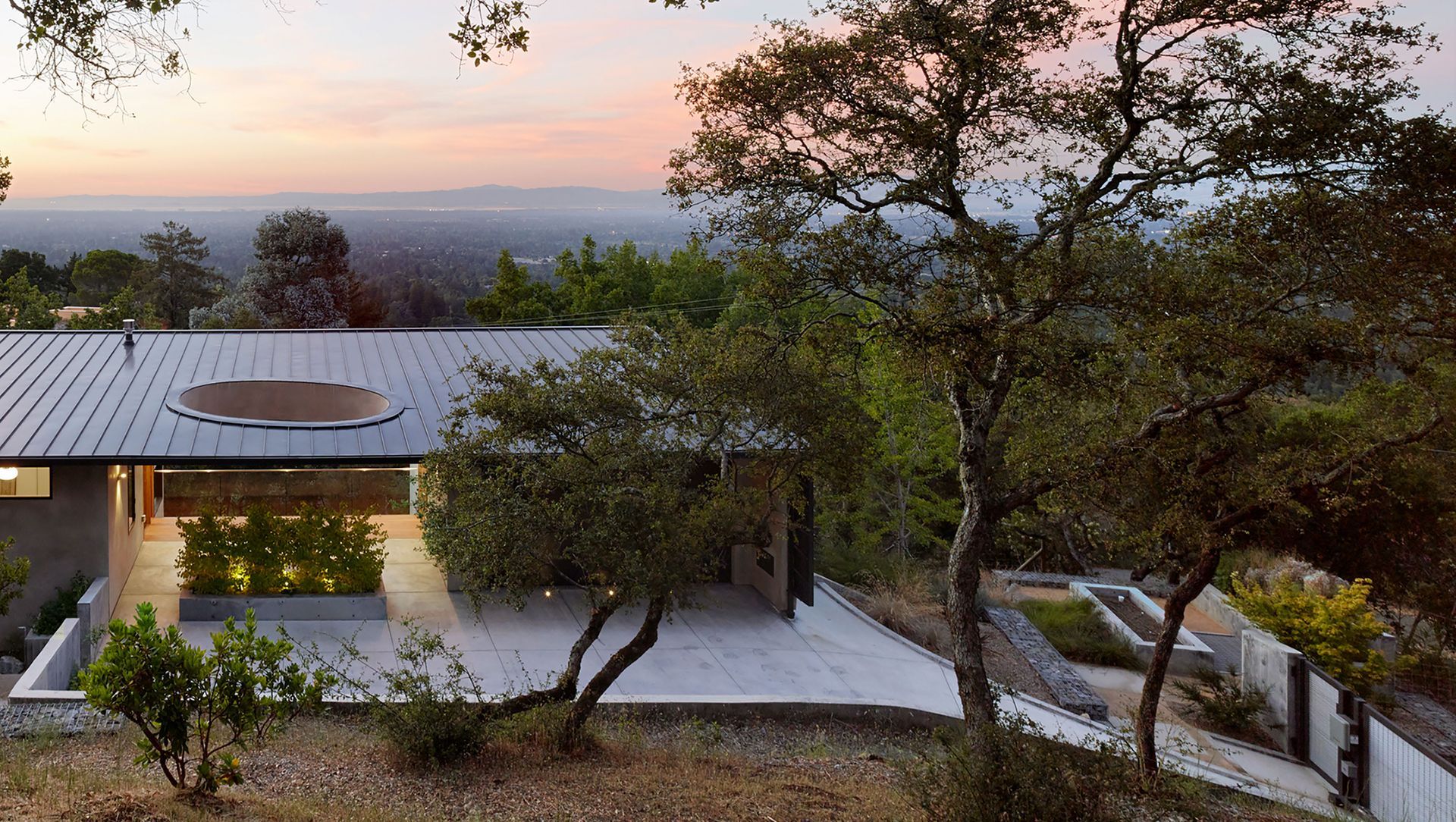 Overlook House banner