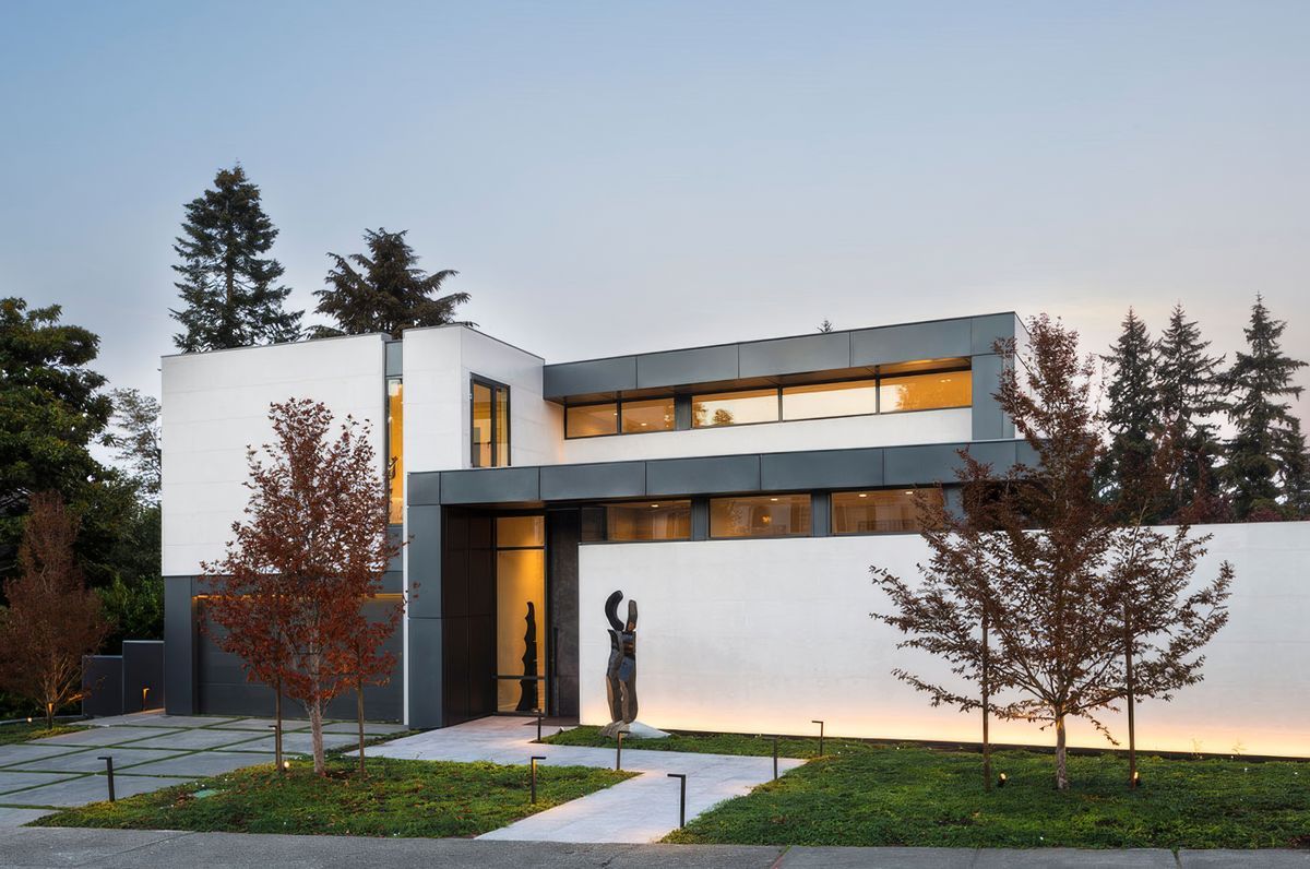 Broadmoor Contemporary