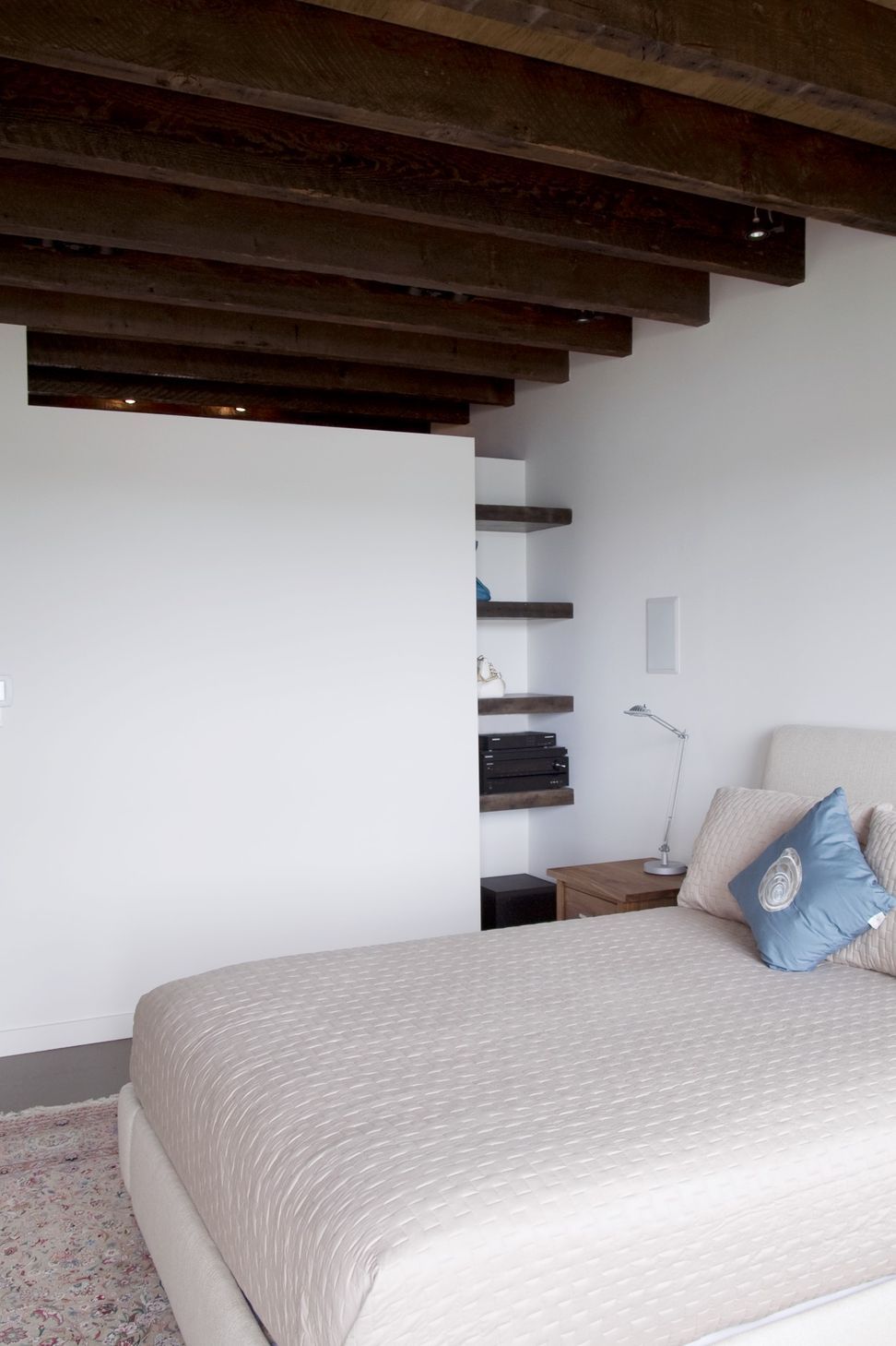 Cona-Bedroom.jpeg