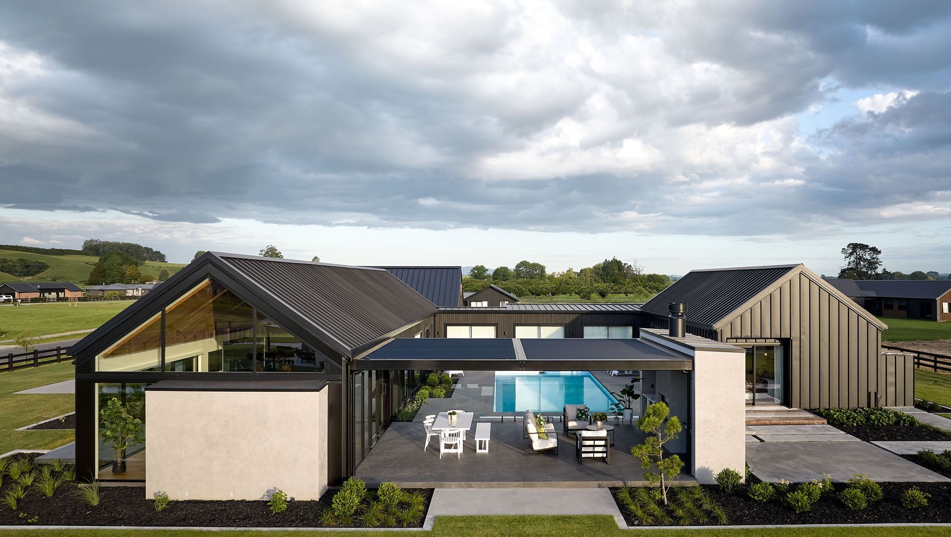 Modern Courtyard Home in the Waikato banner