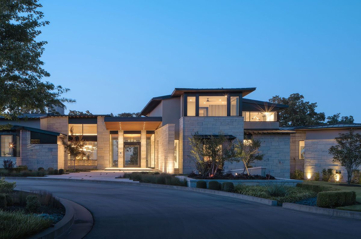 Fayetteville Residence