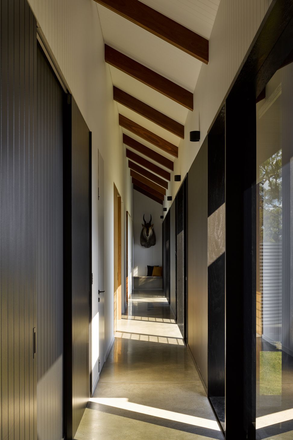 Glenmaurie-Station-by-Shaun-Lockyer-Architects-Issue-11-Feature-The-Local-Project-Image-39-1.jpg