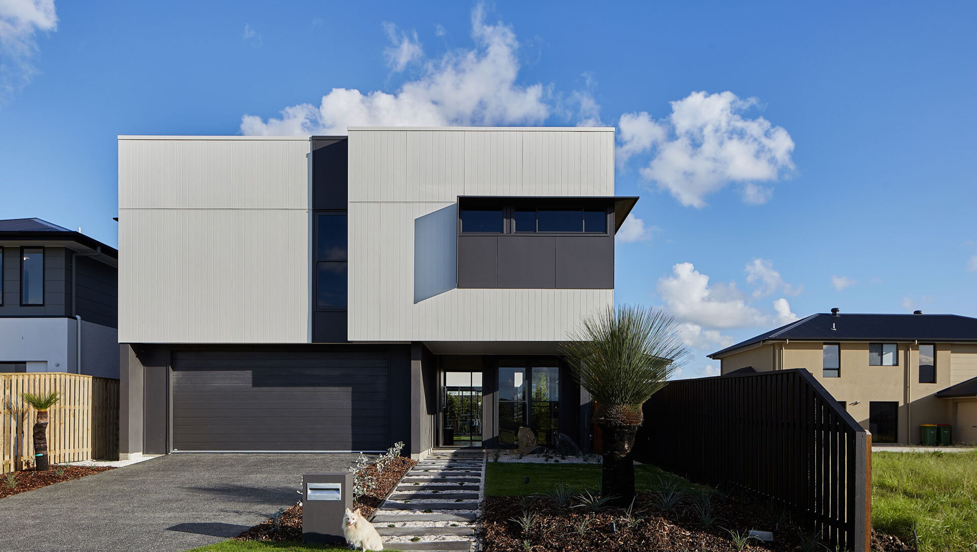 Helensvale House