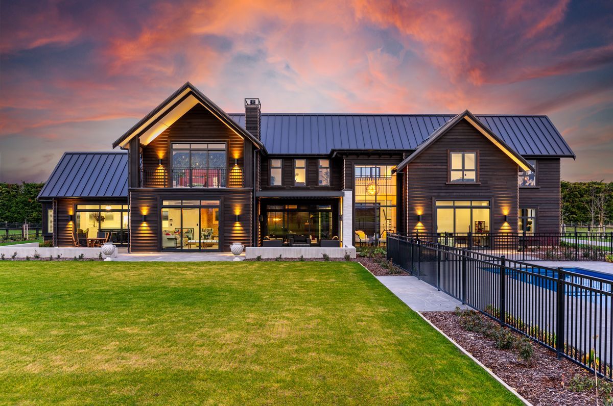 Modern Villa-Style Family Home | Penberley