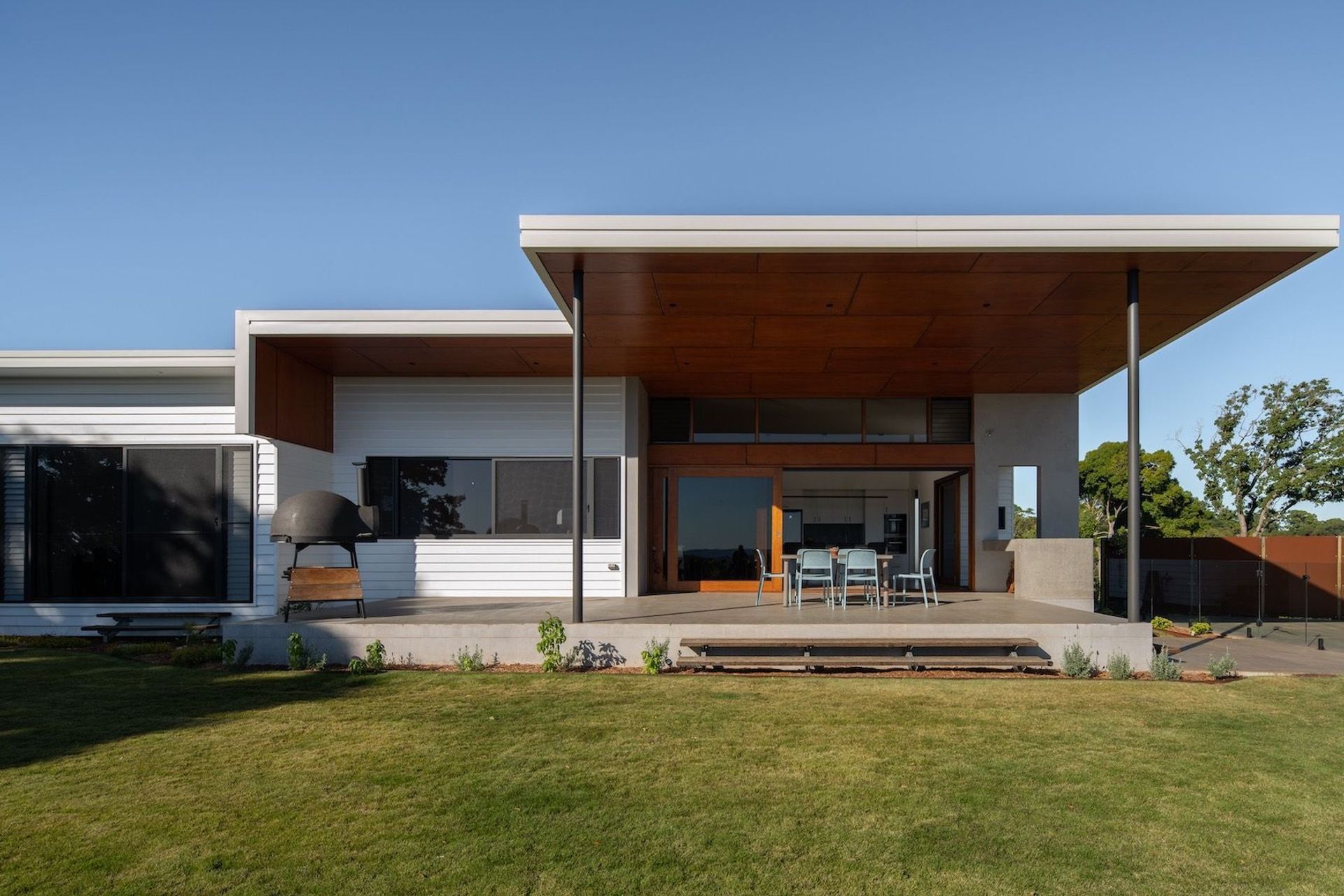 Karibu House