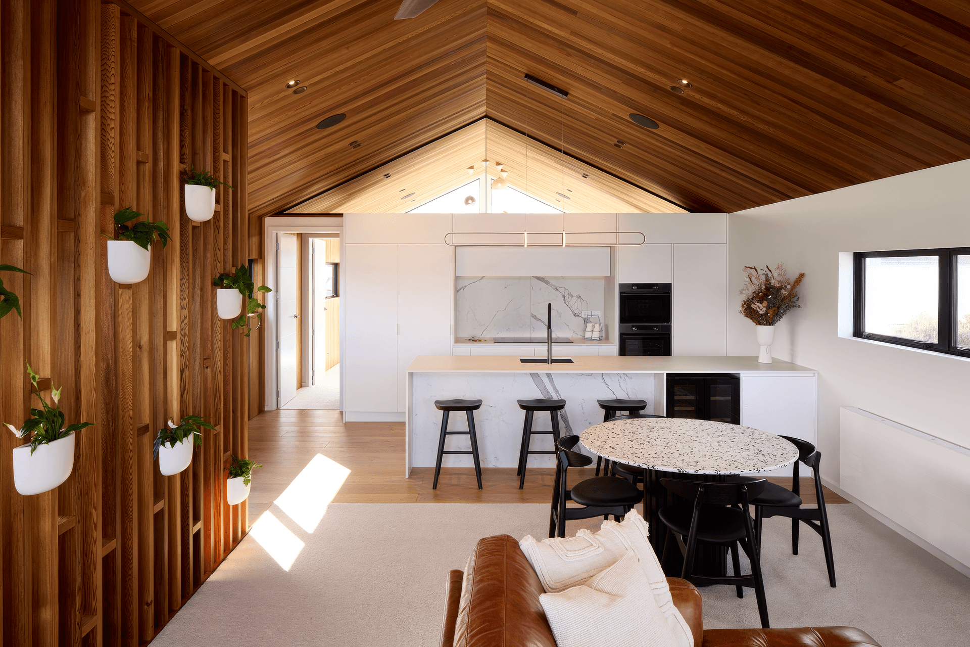 Kitchen-2upscaled-standard-v2-2x.png
