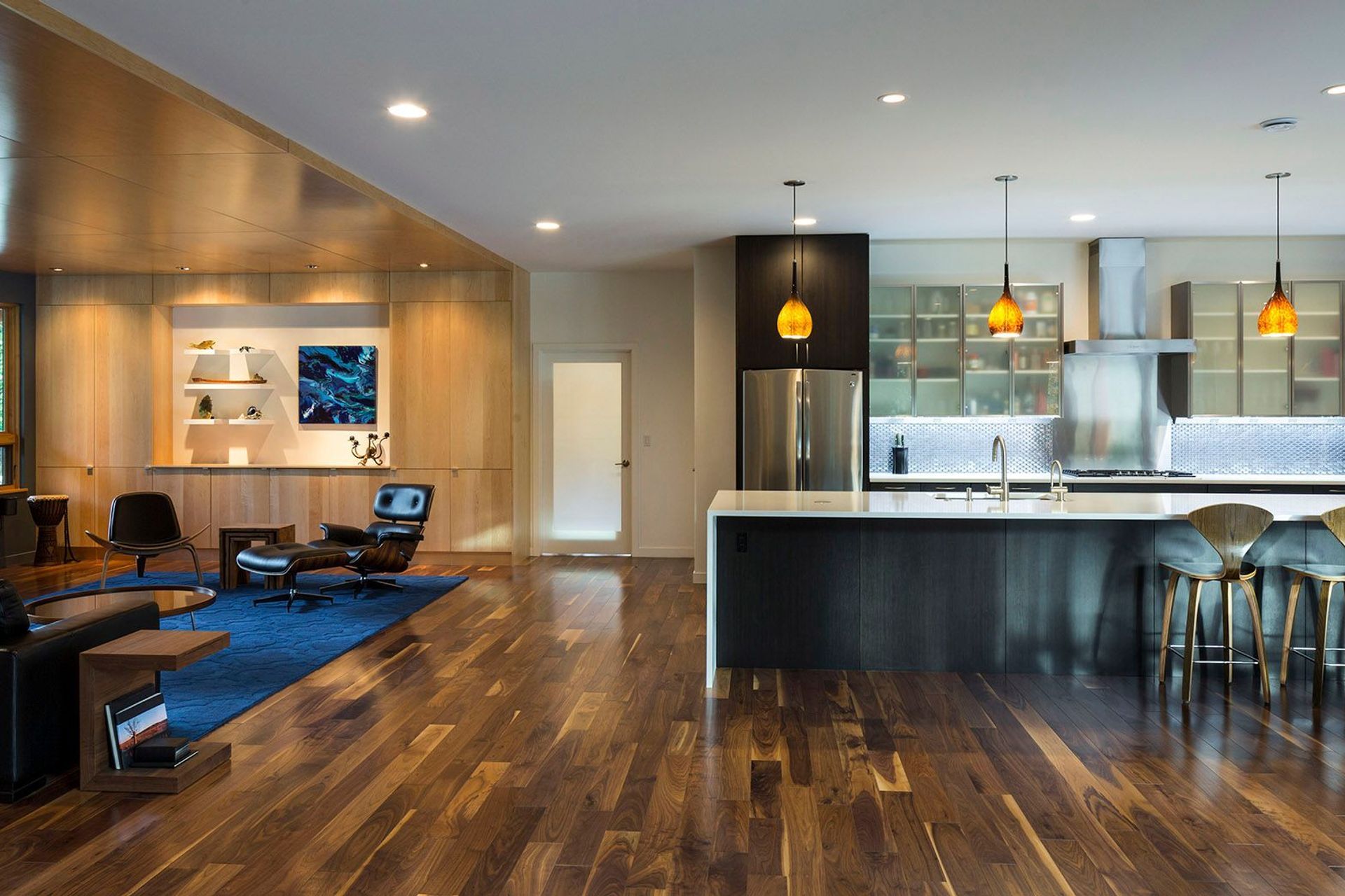 LINDSAY-INTERIOR-WEB.jpg