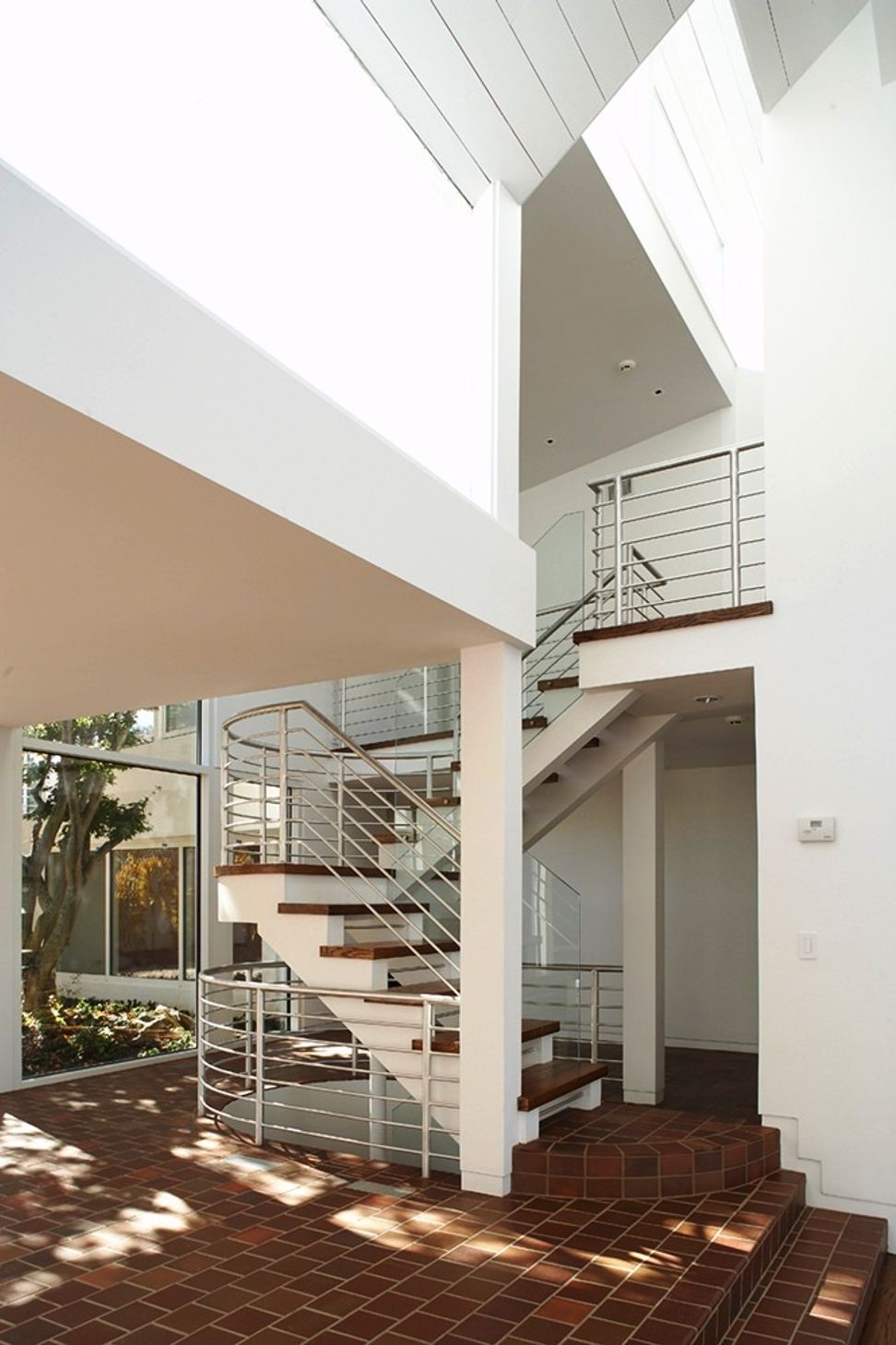 LISSennis-exterior-FINAL-40609001.jpg