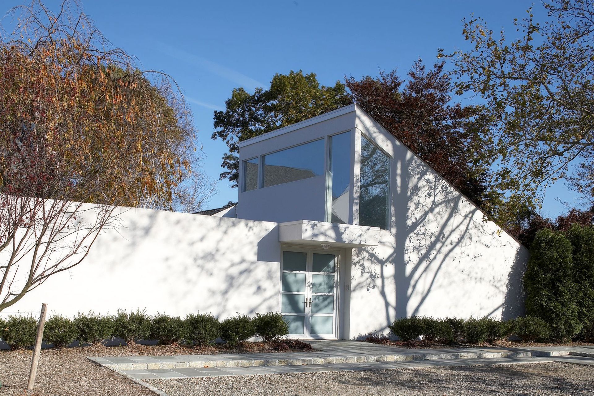 LISSennis-exterior-FINAL-40609008-upscaled-by-Replicate.jpg
