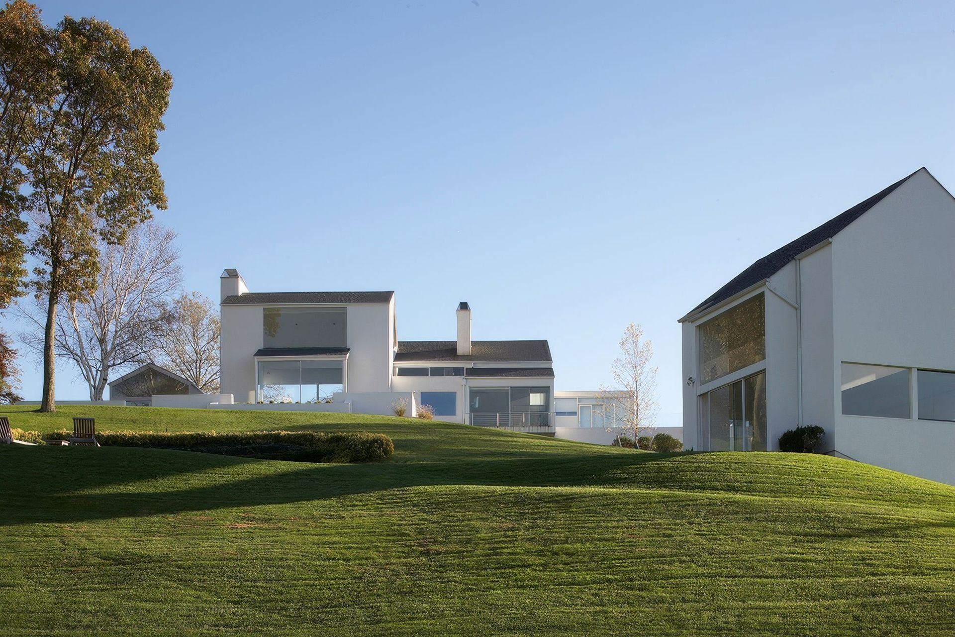 LISSennis-exterior-FINAL-40609056-upscaled-by-Replicate.jpg