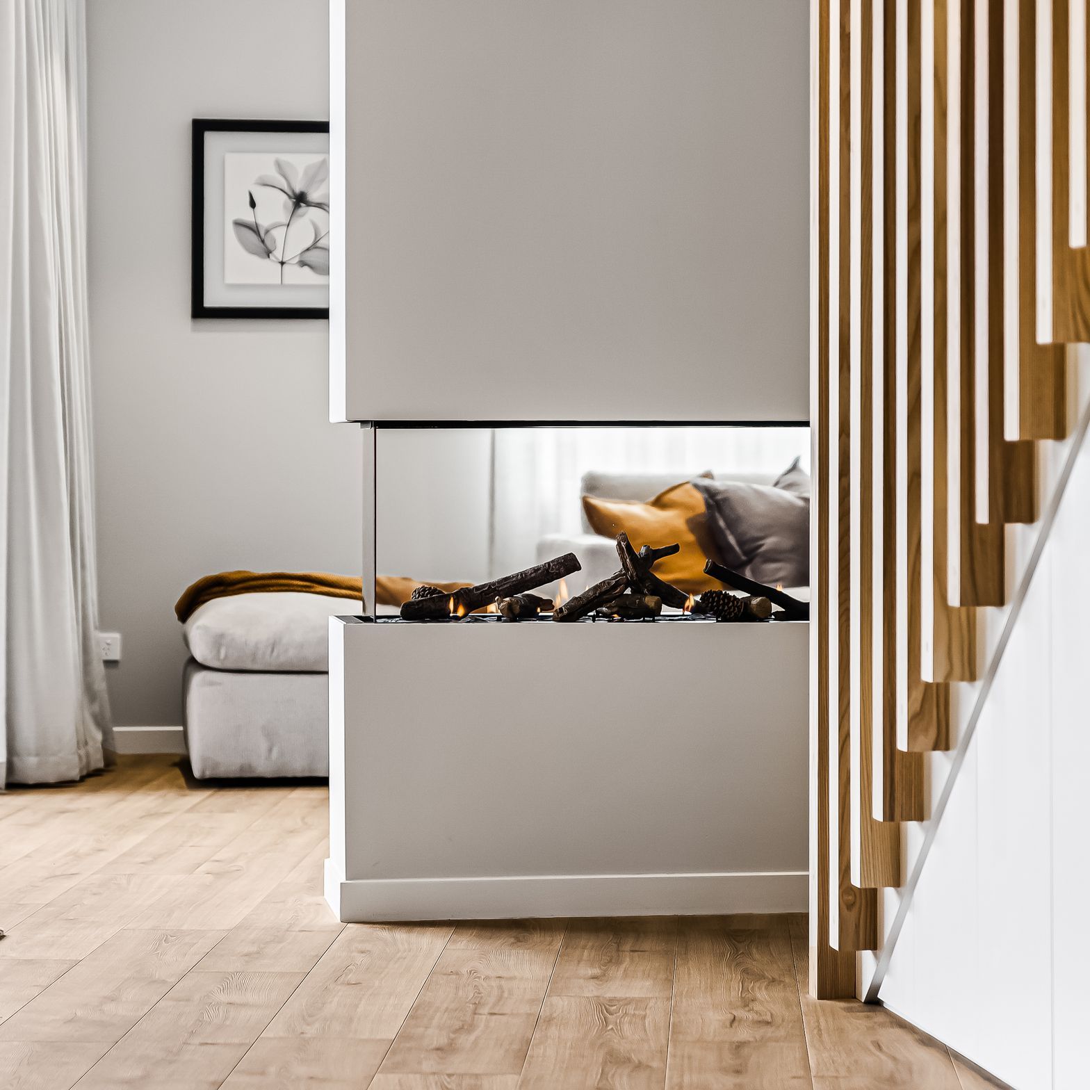 LL25003House-of-illusions-Maddren-063-v2.jpg