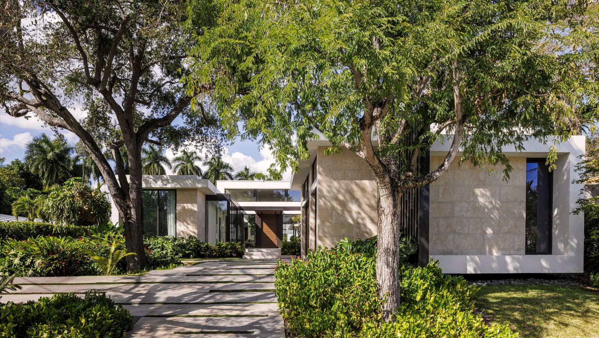 Belle Meade, Miami banner