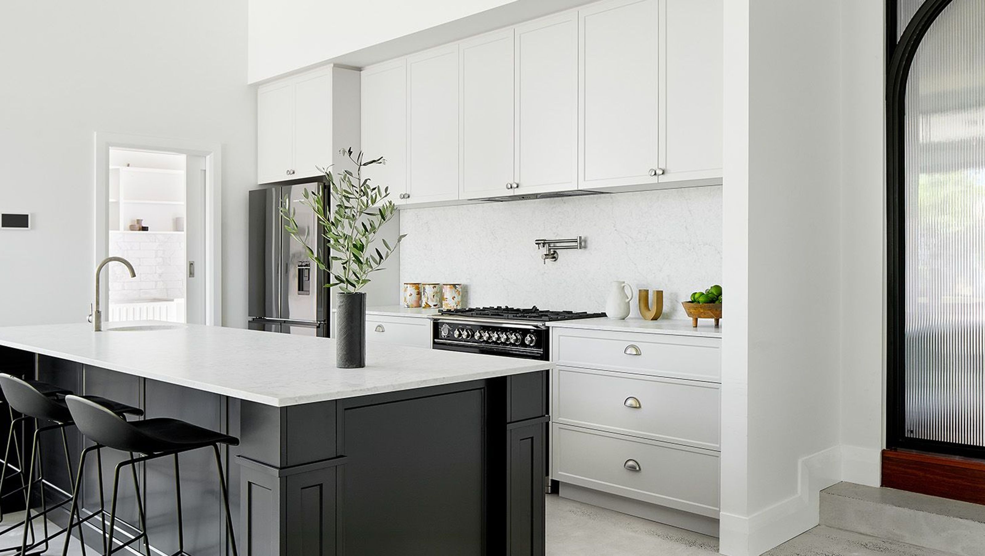 Luxury Kitchen by Thomaz
