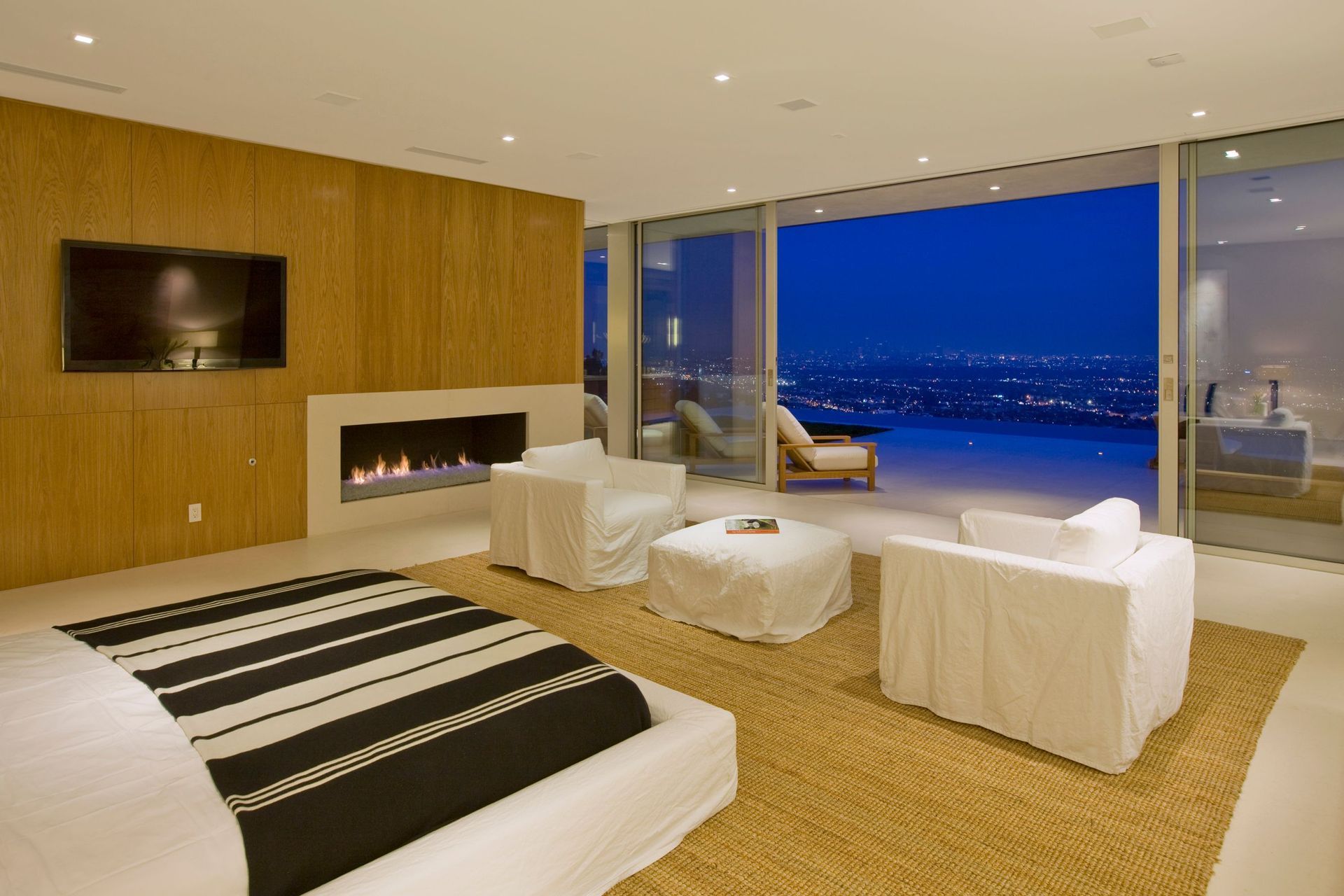 M-Bedroom.jpg