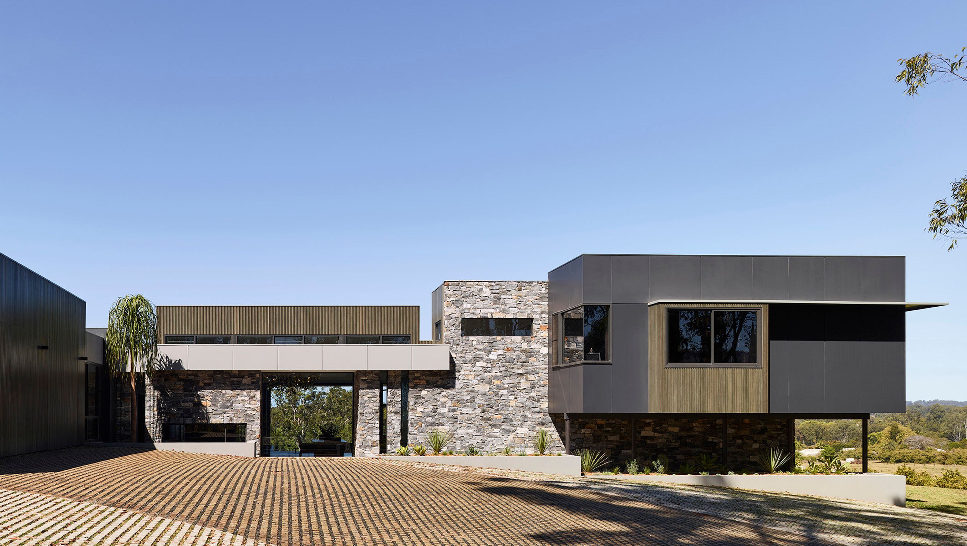 Merinda Farm House