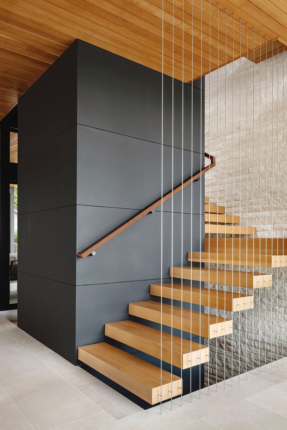 Modern-Ridgewood-Cove-Residence-ALIGN-Austin-Architects-14-v2.jpg