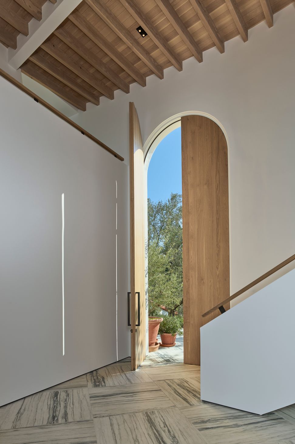 Modern-Spanish-9-ap-compressed.jpg