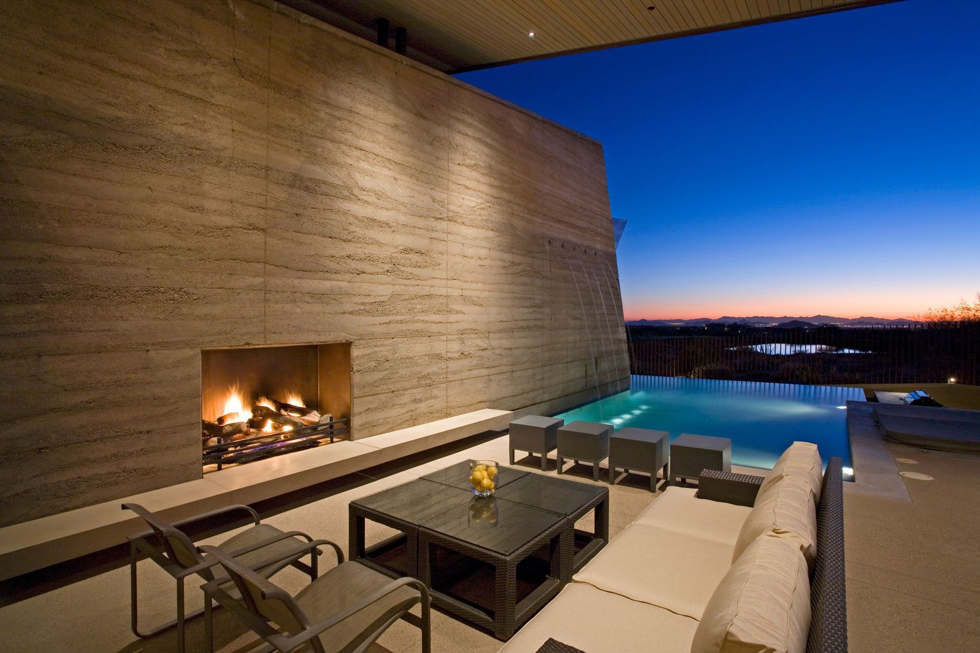 Redding-Ext-31.jpg
