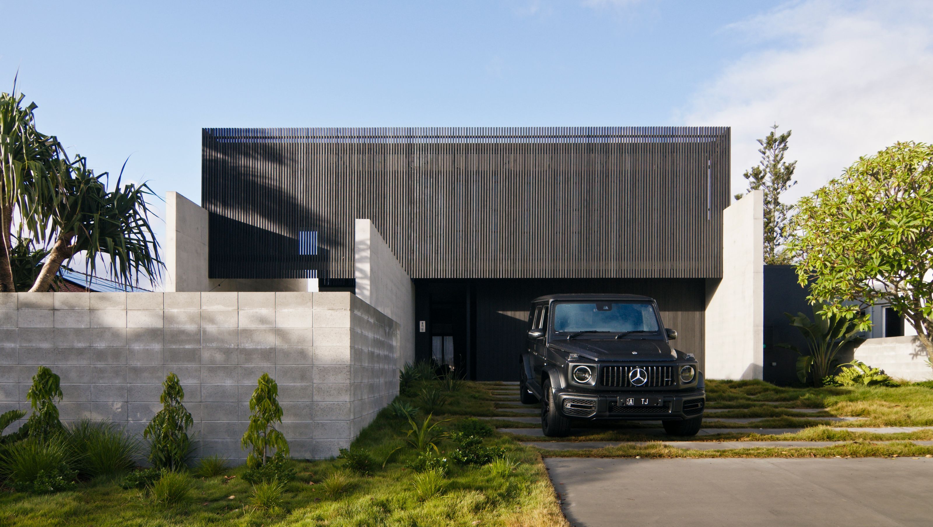 Elanora residence