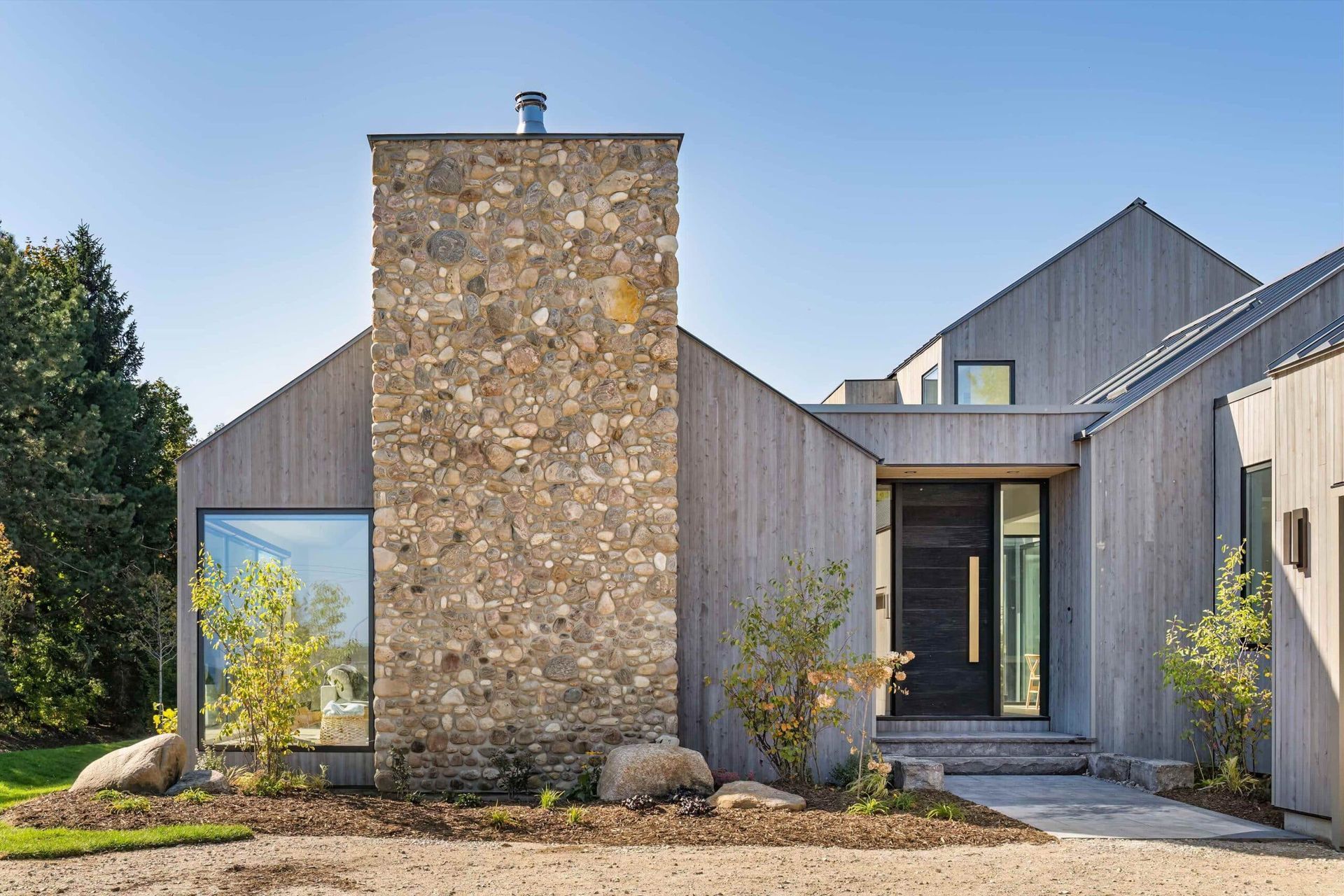 SMPL-Design-Studio-57-Cameron-Street-Town-of-the-Blue-Mountains-Exterior-5-scaled.jpg