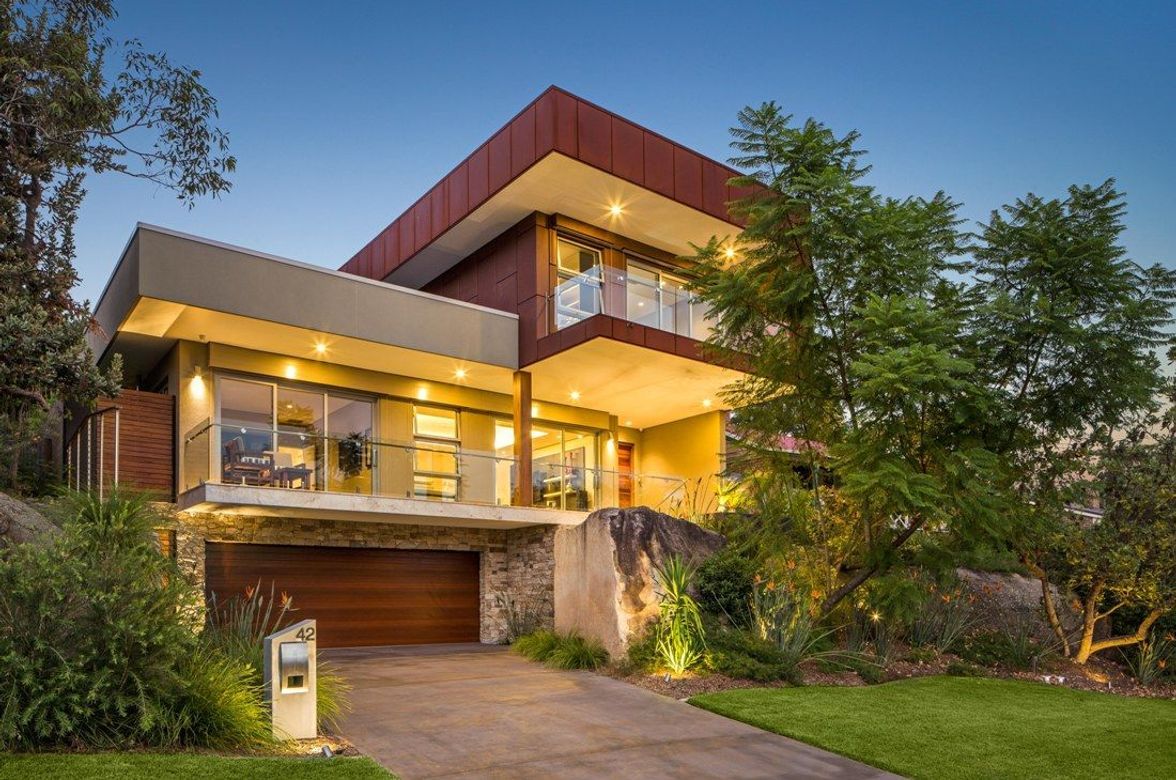 Mount Riverview House