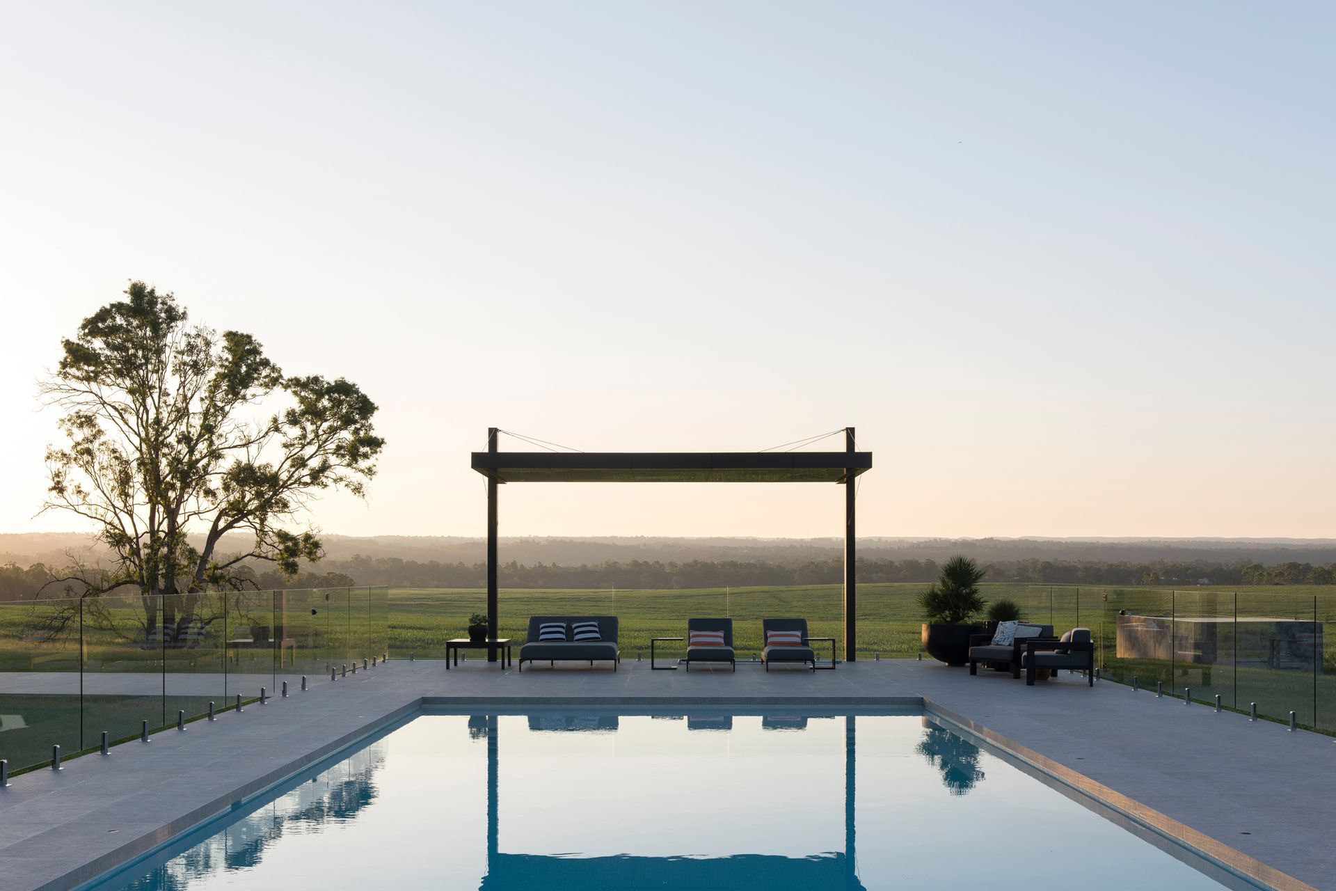 TFPhotoJ-MammoneCobbittyExteriors0633-EDITED.jpg