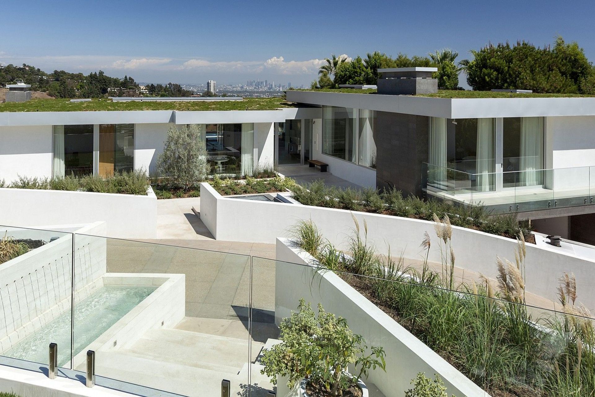 beverlyhillshouse10.jpeg