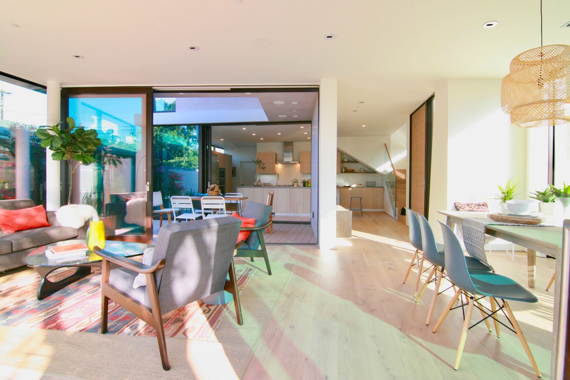bspk-design-architecture-california-2600-residenital-spiral-house-living-and-dining-6.jpg