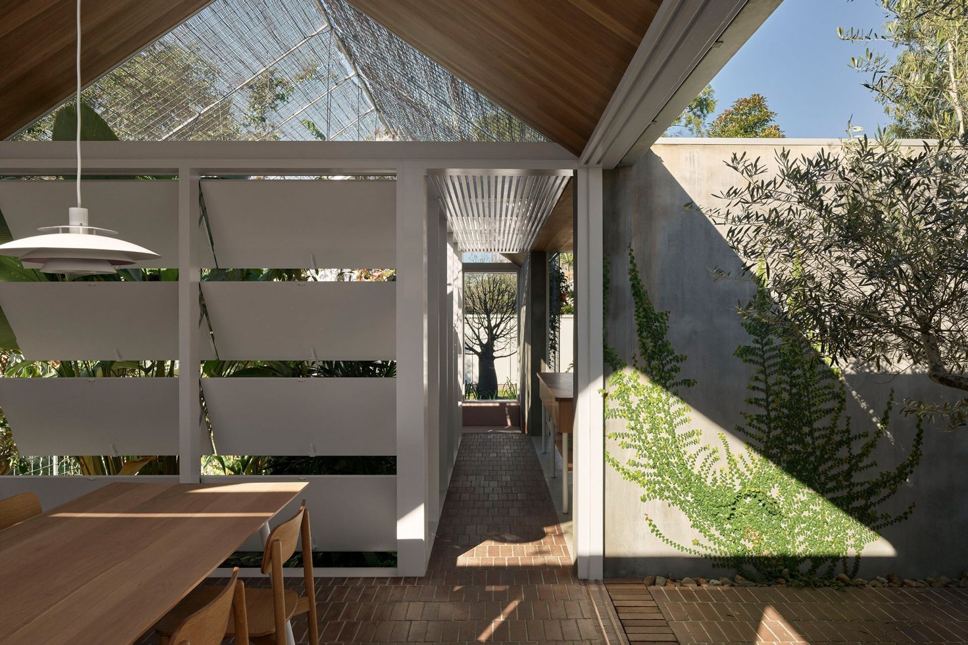 hopscotch-house-02.jpg