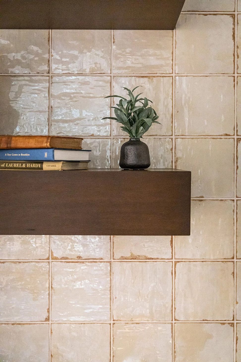 imgi12legacy-dallas-mutlifamily-lobby-detail.jpg