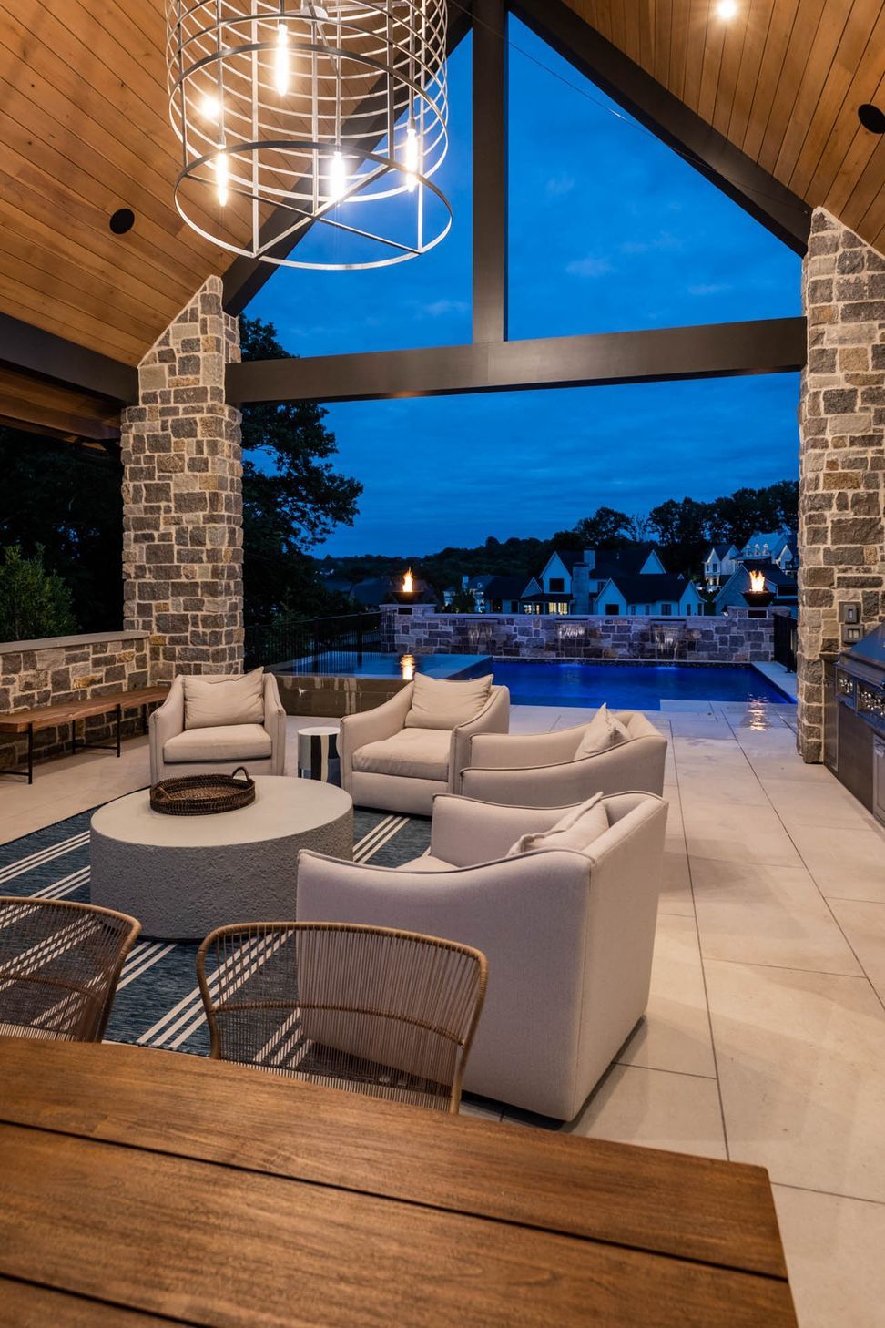 imgi14JFY-Quarry-House-Mountaintop-16.jpg