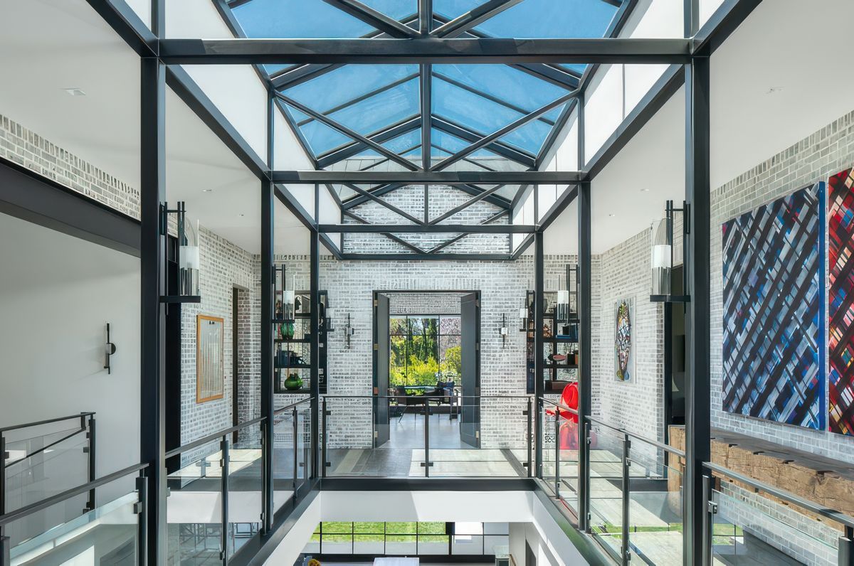 Moreno Residence