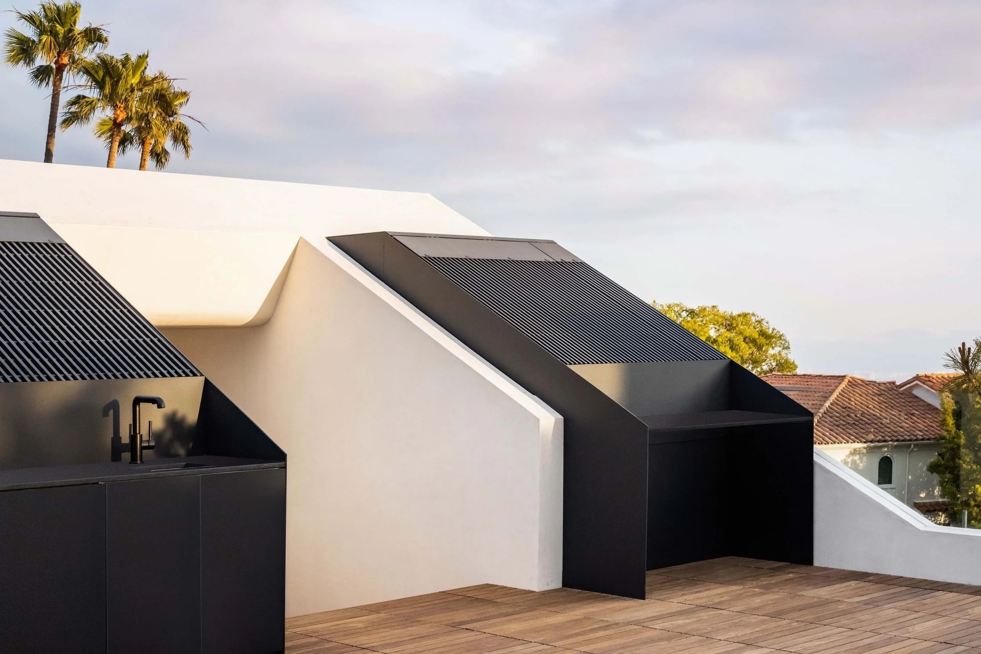 imgi75ROOFDECK.jpg