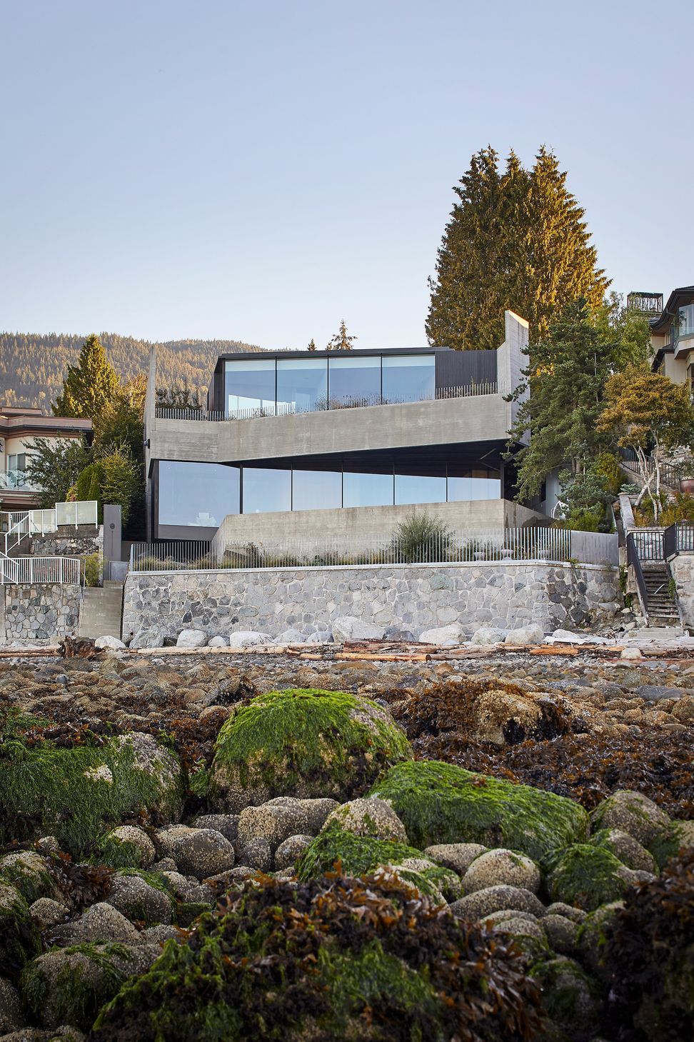 imgi9MBMHWest-Vancouver-HouseHufton-Crow067.jpg
