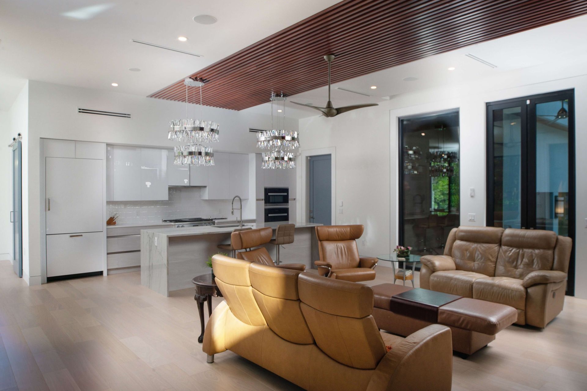 livingRoom11.jpeg
