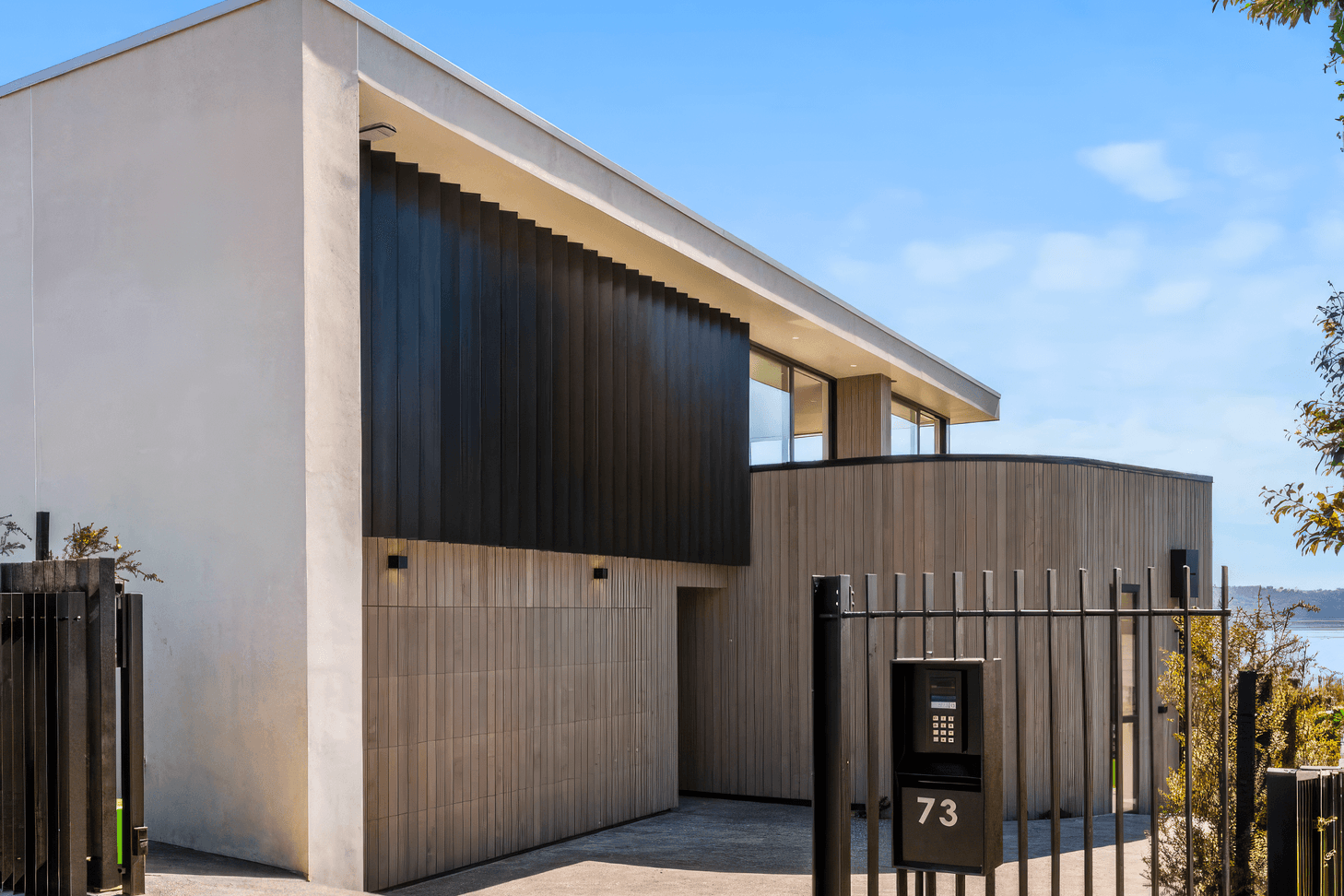 upScreenshot-2024-01-11-at-10646-PM-fix-standard-scale-200x.png