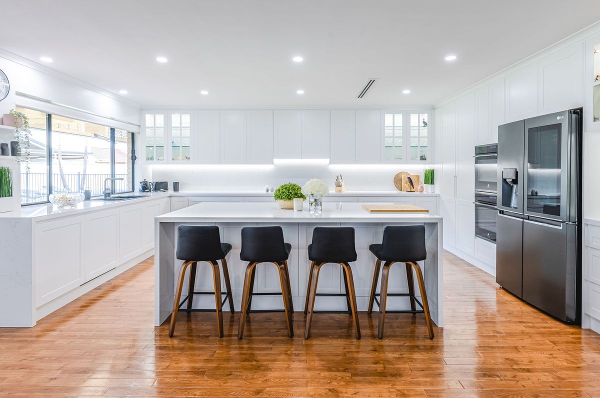 Horningsea Park handleless hampton style kitchen