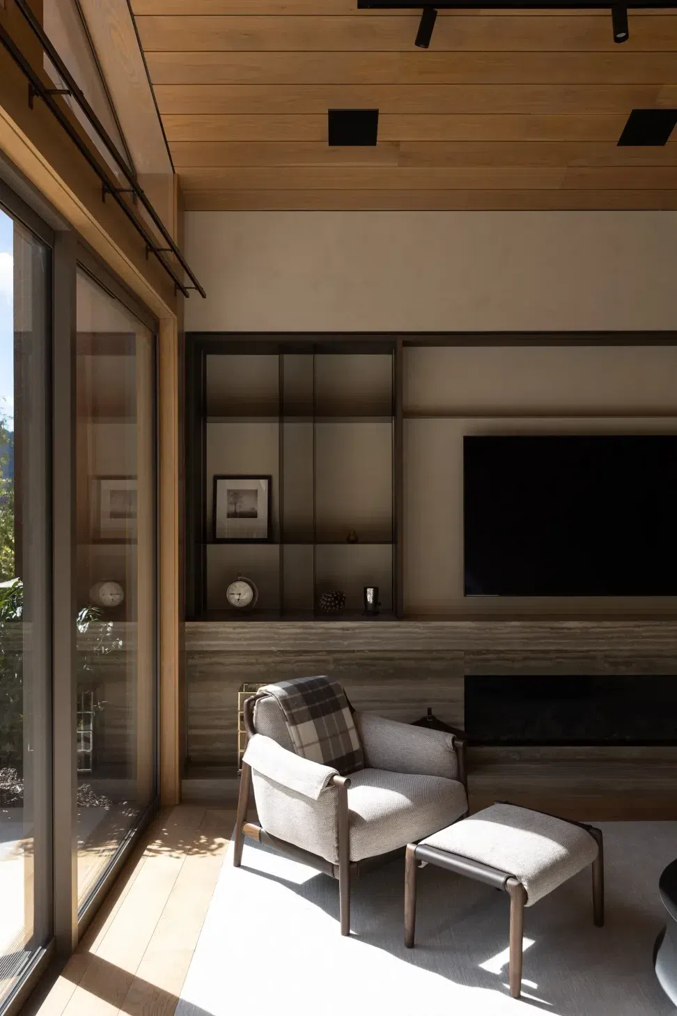 68f6bd05565f18b4b946434bProject-Aspen-Mudbrick-Timber-Flooring-6-p-2000.webp