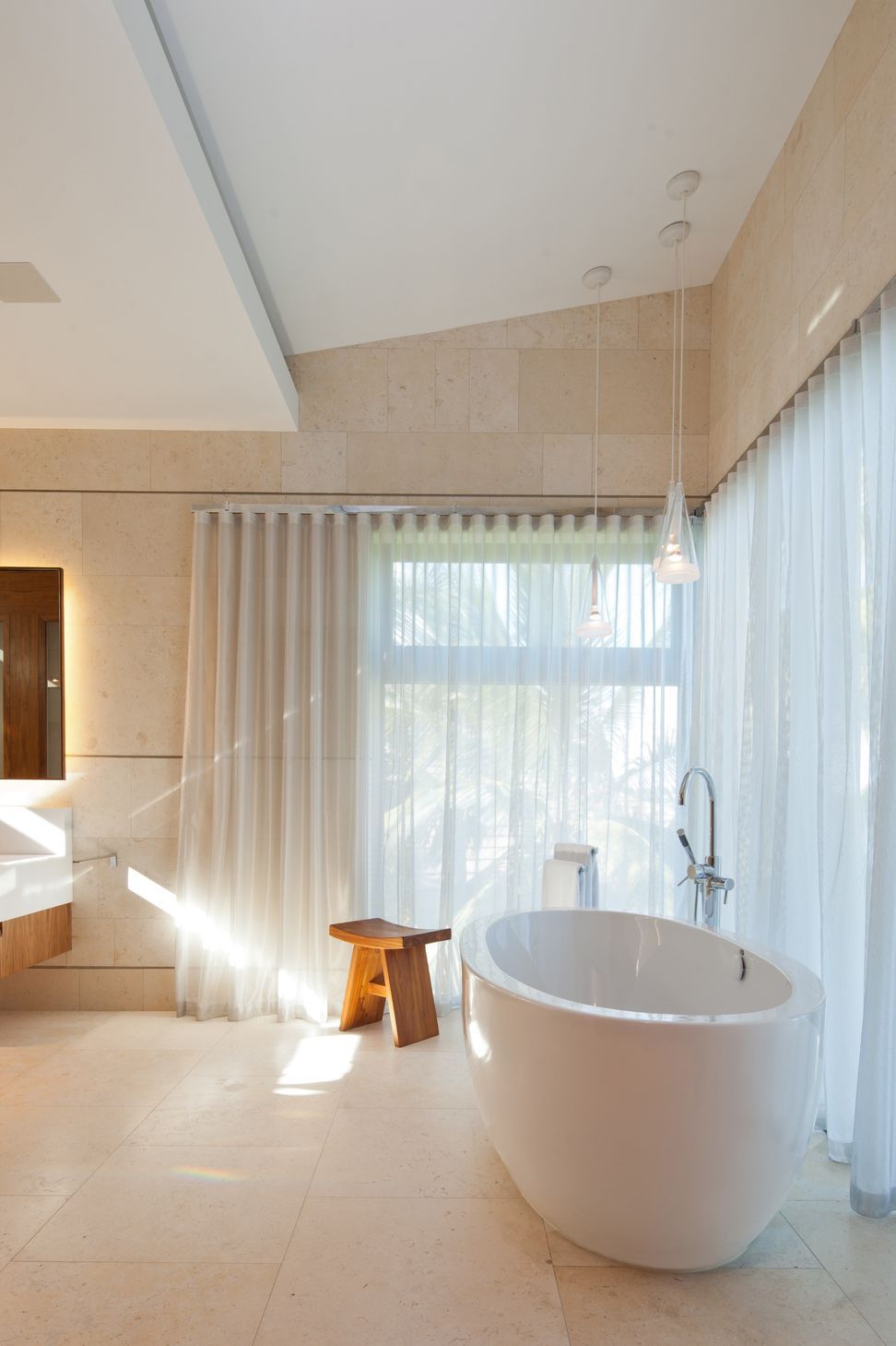 694b572262778a03ef6c6f15Coral-Gables-Interiros-Bathroom-ap-compressed.jpg