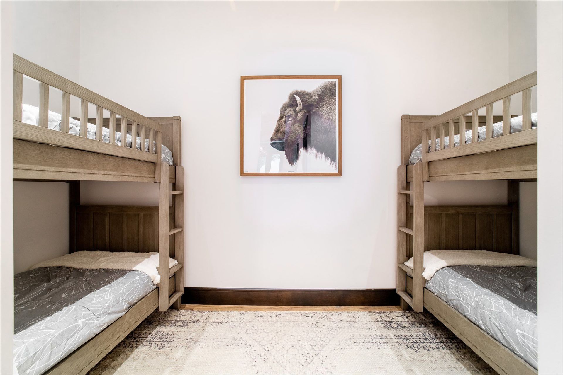 825DivideBunkRoomD16670-HDR.jpg
